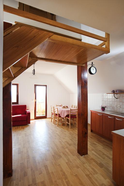 Vineyard Cottage Lustek Novo Mesto Room photo